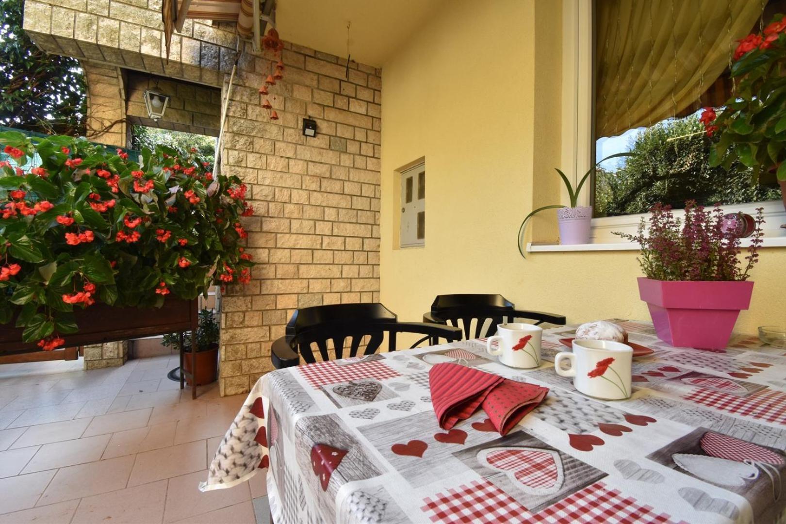 Cosy Medulin Apartments With Terrace Exterior photo